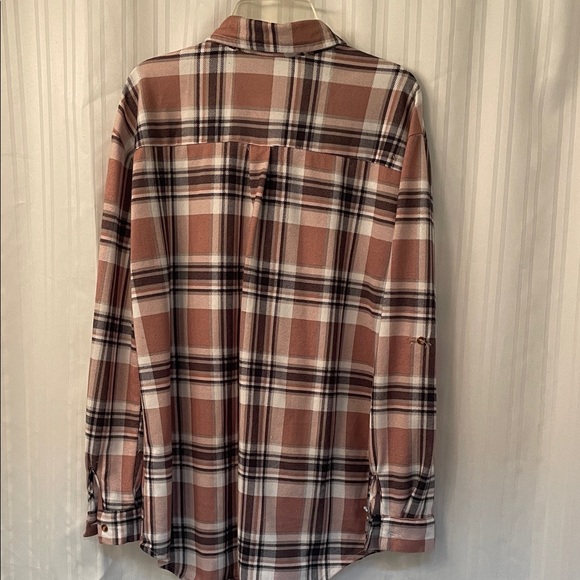 Plaid Button-Up Blouse - Picture 2 of 2